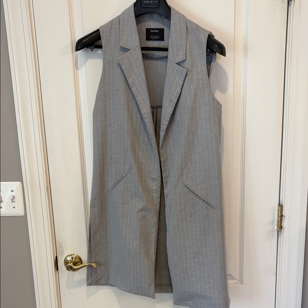Bershka Gray Sleeveless Blazer